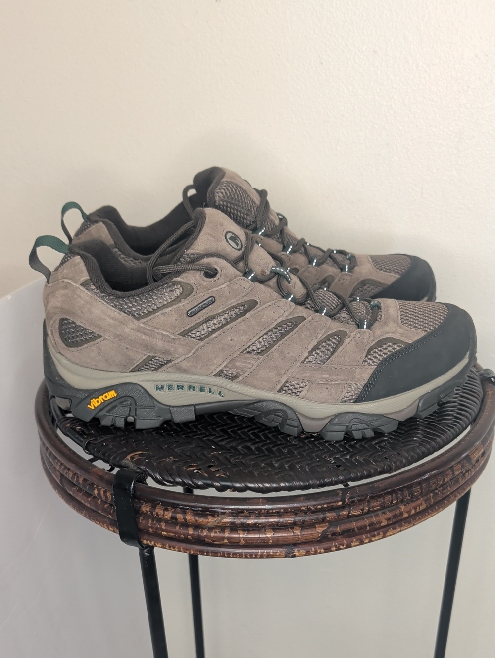 Merrell Men’s Moab 2 Vent Hiking Shoes Size 13
